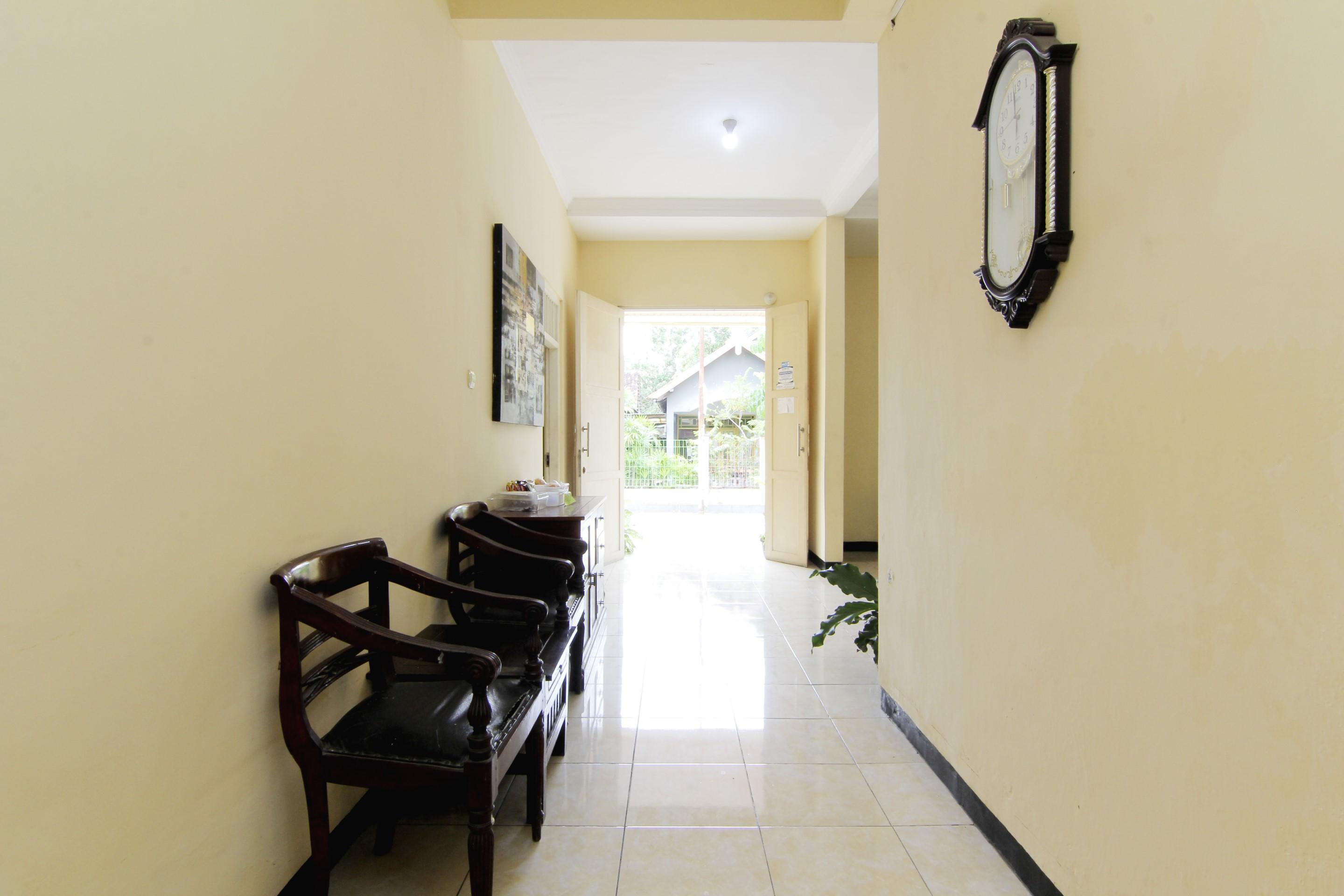 Jj House Gejayan Hotel Kejayan Luaran gambar