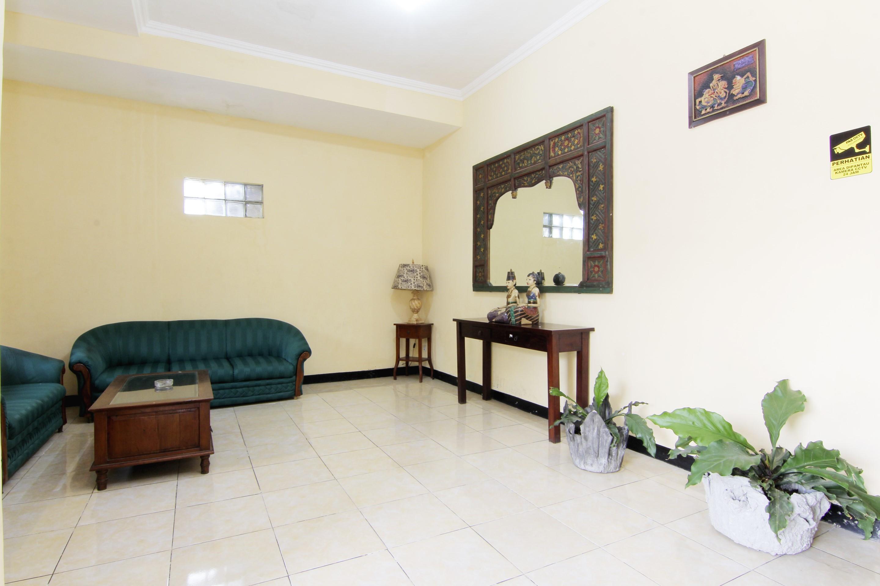 Jj House Gejayan Hotel Kejayan Luaran gambar